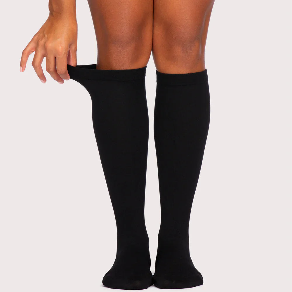 FlexSock™ – Compressiekousen die Eindelijk Wél Passen & Pijnverlichten