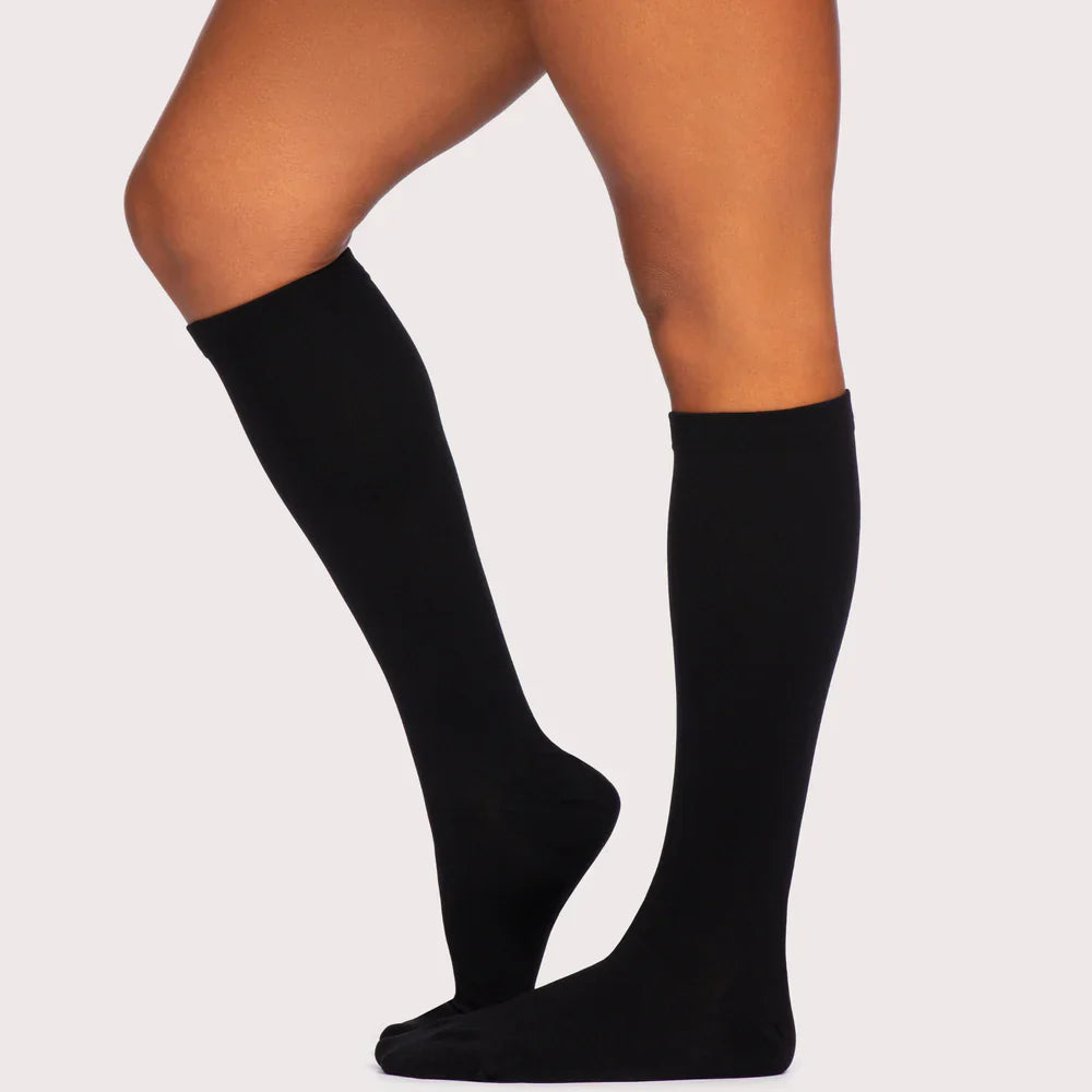 FlexSock™ – Compressiekousen die Eindelijk Wél Passen & Pijnverlichten