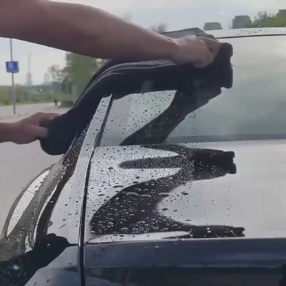Titan Drying Towel™ –  Droog je auto als een professional.